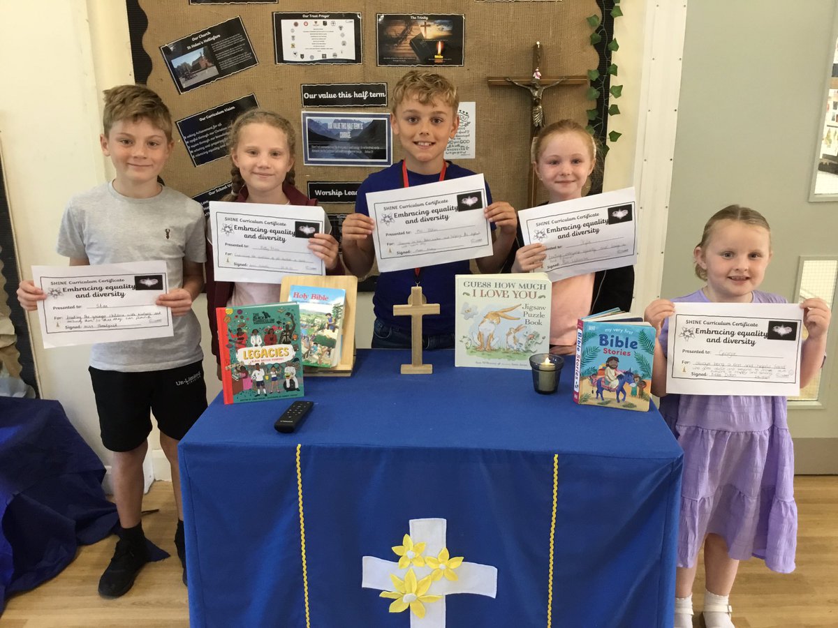 Congratulations to all the children who have received a Shining Star or Shine certificate in Celebration Worship today  #ShineTogether #ShineCurriculum