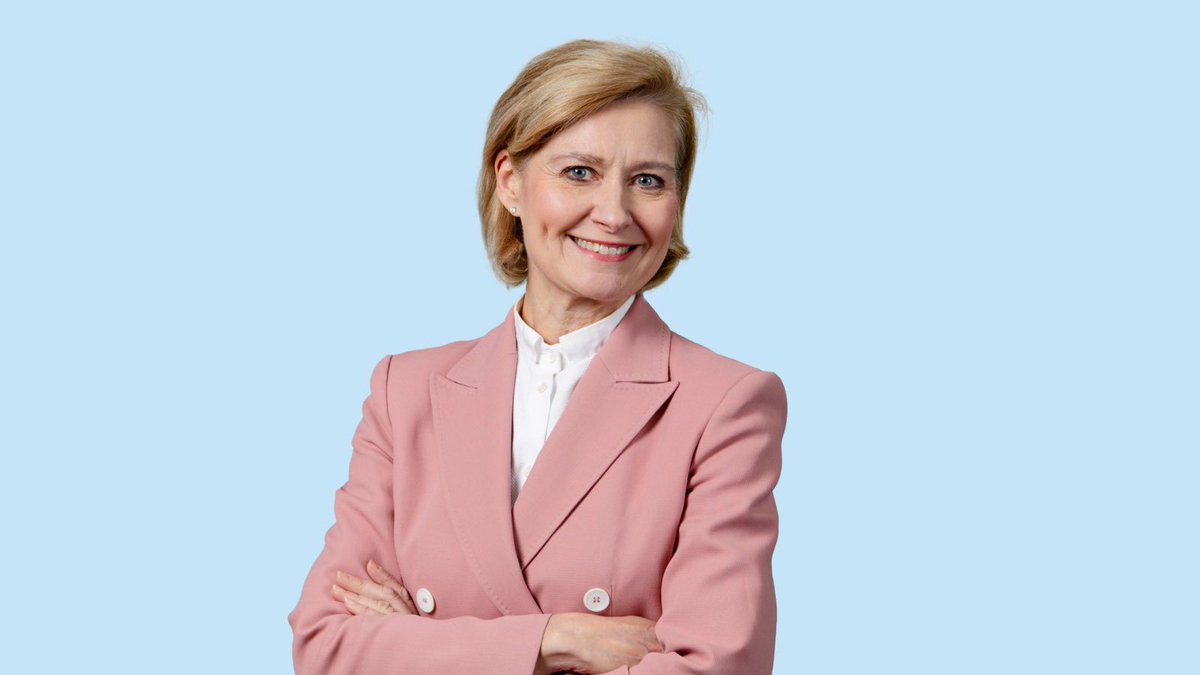 Finlande en France (@ambfinlandepar) on Twitter photo Le Président de la République a nommé Kirsikka Lehto-Asikainen, Conseillère aux Affaires étrangères, au poste de Chef de Mission à l'Ambassade de #Finlande à Paris, à compter du 1er septembre 2025. Félicitations Kirsikka ! Tervetuloa Pariisiin. <a href="/klehtoa/">Kirsikka Lehto-Asikainen</a> <a href="/Ulkoministerio/">MFA Finland 🇫🇮</a> Le Président de la République a nommé Kirsikka Lehto-Asikainen, Conseillère aux Affaires étrangères, au poste de Chef de Mission à l'Ambassade de #Finlande à Paris, à compter du 1er septembre 2025. Félicitations Kirsikka ! Tervetuloa Pariisiin. <a href="/klehtoa/">Kirsikka Lehto-Asikainen</a> <a href="/Ulkoministerio/">MFA Finland 🇫🇮</a>