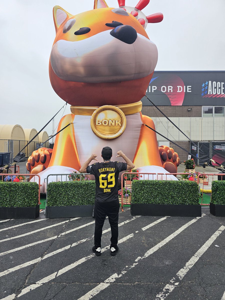 CYPNFTS's tweet image. Woke up 
Bullish On @bonk_inu 
🏁🏁🏁🏁🔥