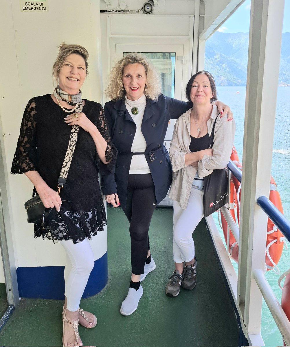 Welcome to lake Como ,casa darte .. 
Biagiolli 
We are having a show may 30th and August 1st dm ..
