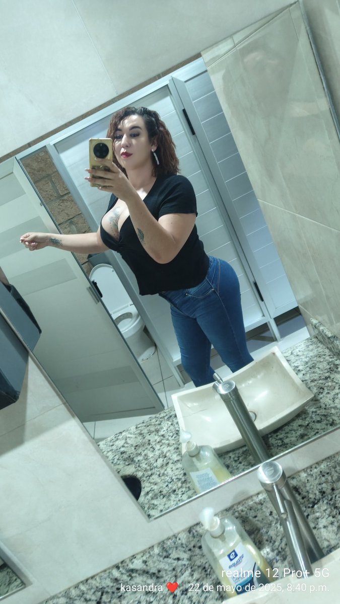 Buenos días den rt para llegar a más personas ☺️♥️♥️😘