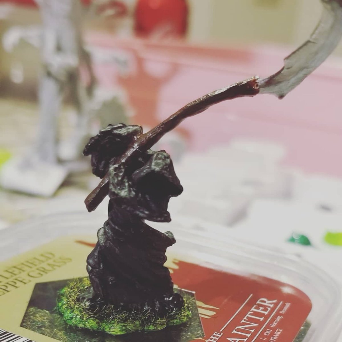 TeaMistTV's tweet photo. @reapermini I'm looking for an old Reaper Bone's mini I had years and years ago. I've been looking everywhere online for it. All I have is a picture of it. Could you let me know what it is and where I can get another one? I know its just a basic grim reaper model but I <3 it. https://t.co/BIYDq4e79K