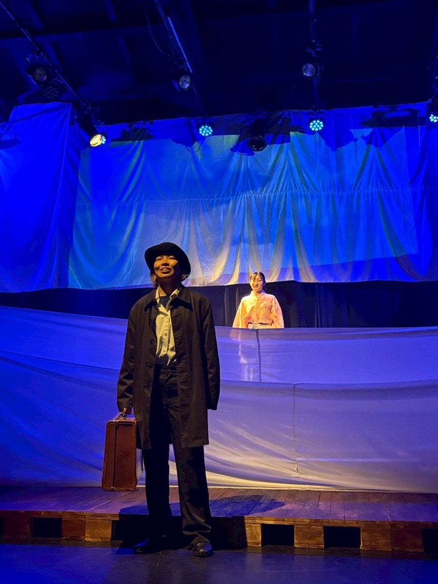 宮沢賢治が登場する舞台や映画。
登場するトシは、清らかな純粋無垢な女性の場合が多い。

今回の舞台では
賢治の童話「双子の星」とリンクし
トシ自身が海の底へと落ちた、人生の苦難も同時に表現していきます。

#宮沢賢治
#舞台
#銀河鉄道に乗って
#ozmate