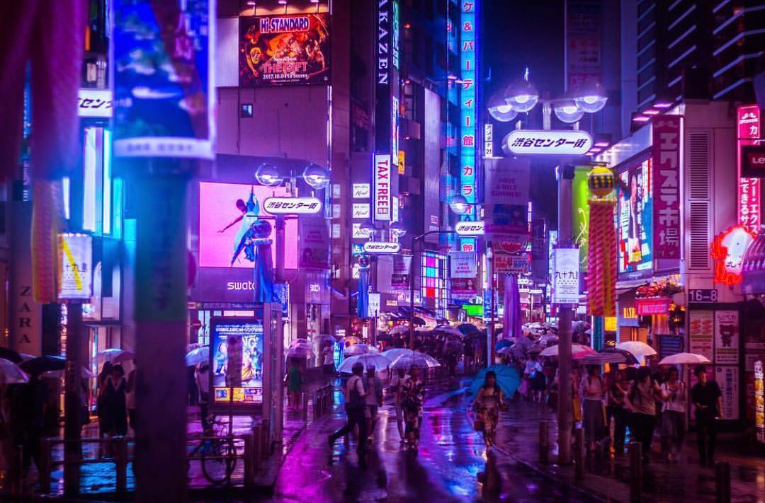 🟣 I wish I were in Tokyo tonight.