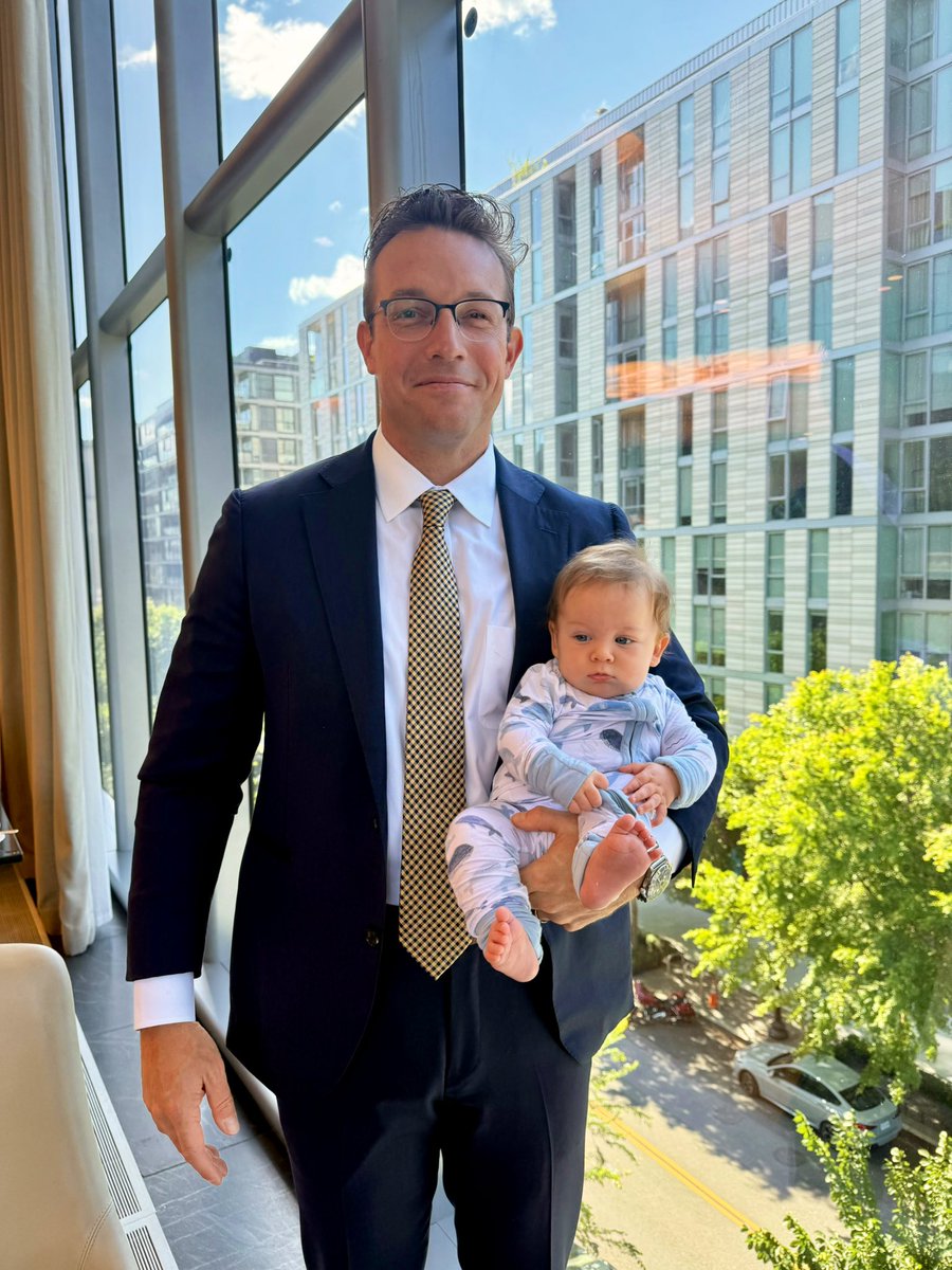 What’s up guys. No live stream today. We’re still in DC. Have some exciting meetings today. Big things cooking. Get ready… 🇺🇸🙌🏻