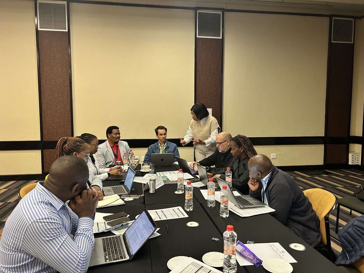 Jhpiego_SA's tweet photo. Today marked the last day of the HIERME cluster strategic meeting in Pretoria. Jhpiego SA supported the NDoH to shape the future of digital health, disease surveillance, and early warning systems. Health priorities and solutions for the next five years were set. #PlubicHealth https://t.co/G5hty1i8RS