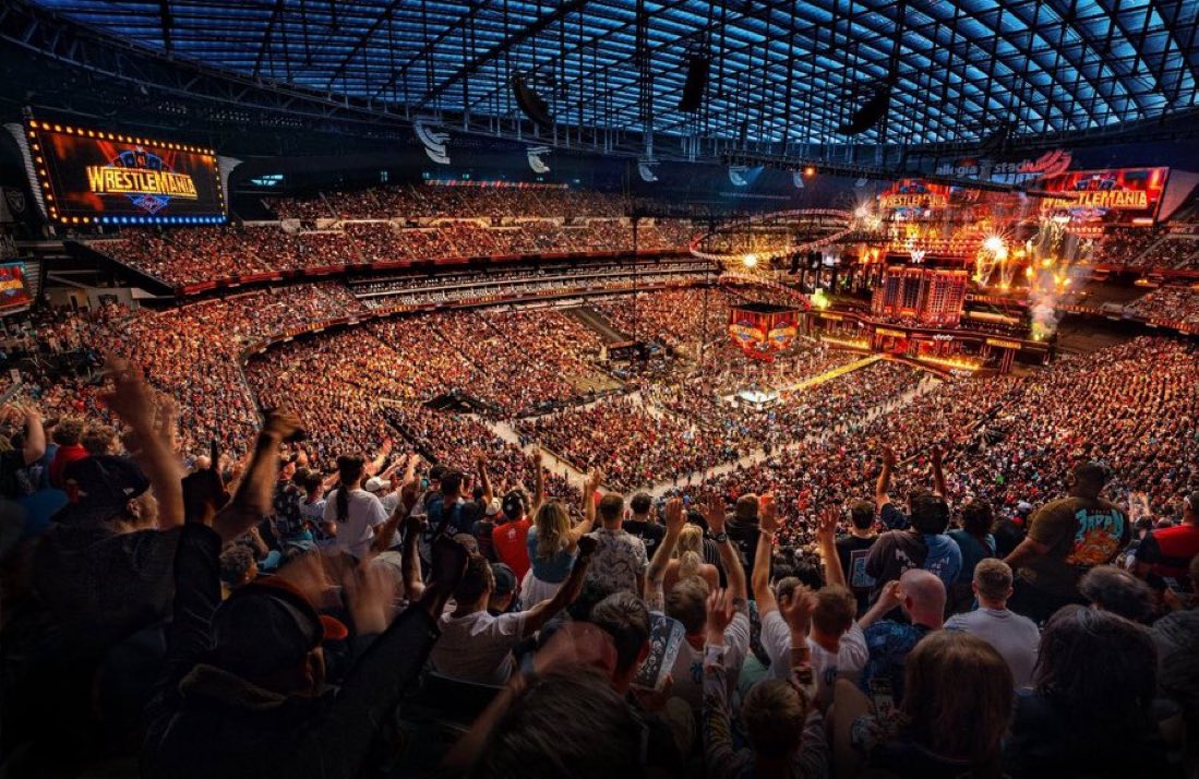 WWE is expected to hold a lot more major events in Las Vegas going forward annually,

(via PWlnsider)