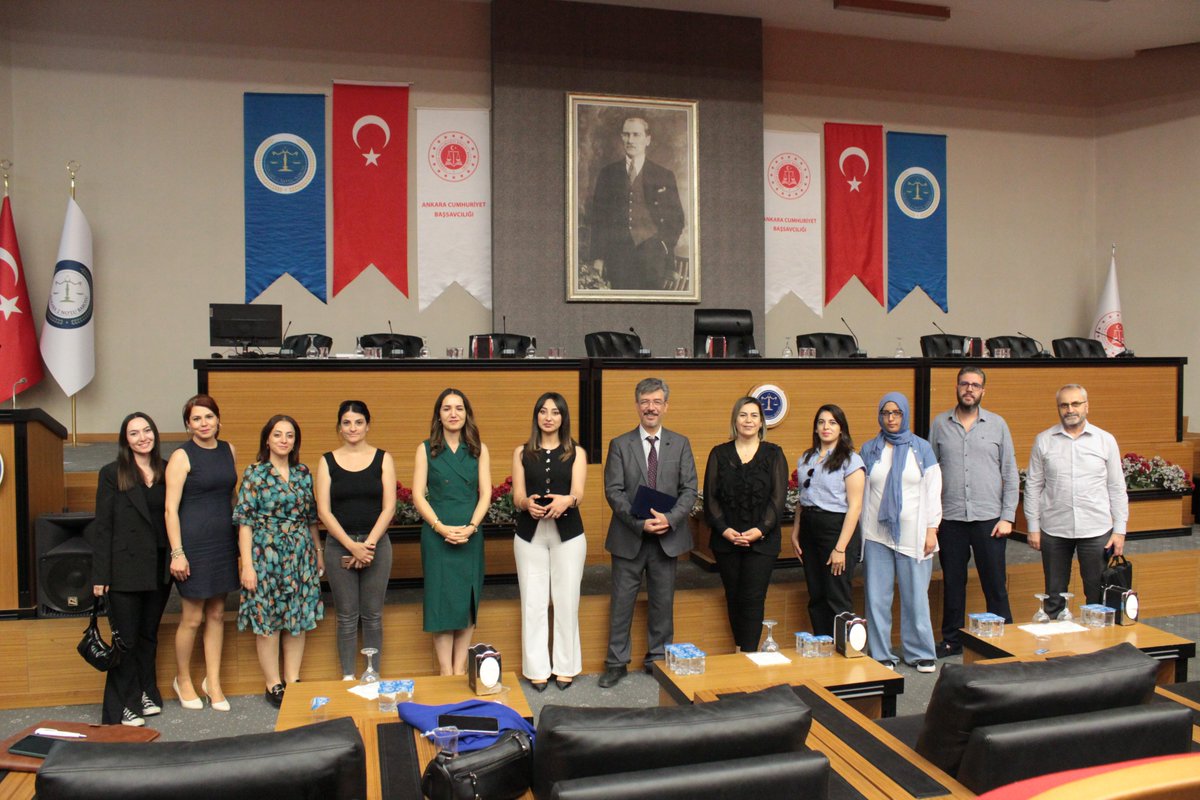 ankara2barosu's tweet photo. Aile Merkezimiz tarafından düzenlenen “Çocuk Hukuku Eğitim Semineri”, Cumhuriyet Savcısı Sn. Muharrem SONGÜR, Sn. Av. Yılmaz PATLAR ve Sosyal Hizmet Uzmanı Sn. Meryem KAVUT’un sunumlarıyla gerçekleştirilmiştir. https://t.co/c7ddeKBR0u