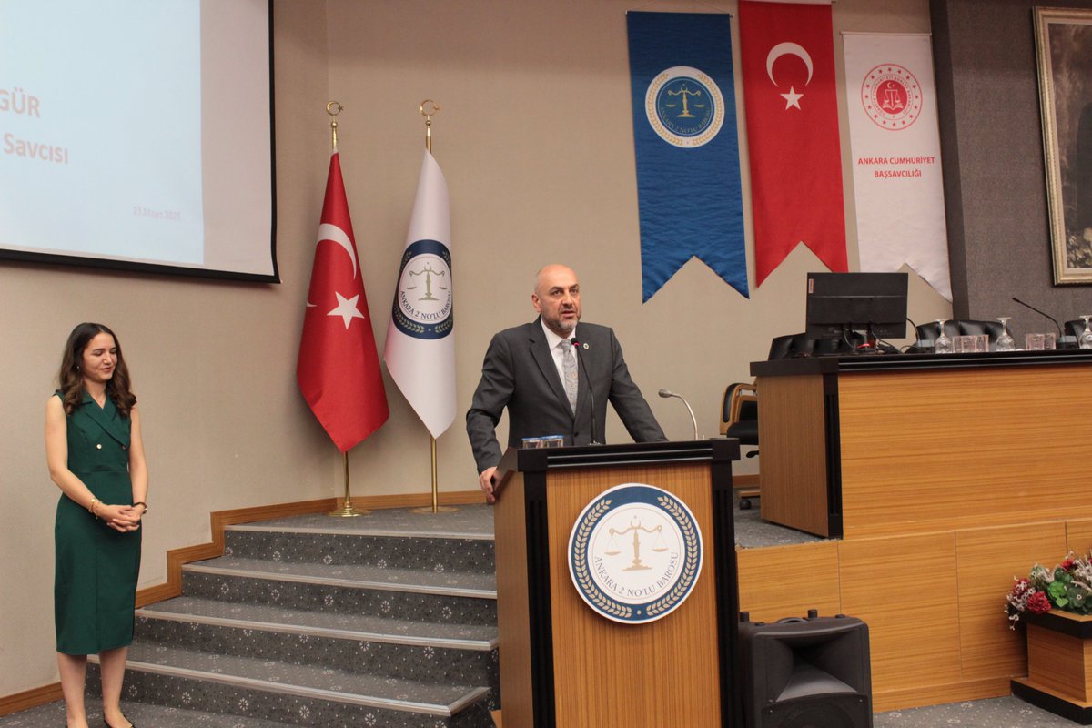 ankara2barosu's tweet photo. Aile Merkezimiz tarafından düzenlenen “Çocuk Hukuku Eğitim Semineri”, Cumhuriyet Savcısı Sn. Muharrem SONGÜR, Sn. Av. Yılmaz PATLAR ve Sosyal Hizmet Uzmanı Sn. Meryem KAVUT’un sunumlarıyla gerçekleştirilmiştir. https://t.co/c7ddeKBR0u
