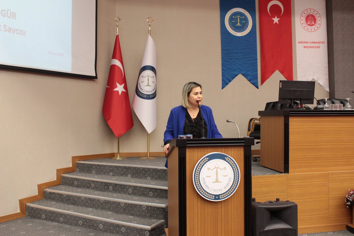 ankara2barosu's tweet photo. Aile Merkezimiz tarafından düzenlenen “Çocuk Hukuku Eğitim Semineri”, Cumhuriyet Savcısı Sn. Muharrem SONGÜR, Sn. Av. Yılmaz PATLAR ve Sosyal Hizmet Uzmanı Sn. Meryem KAVUT’un sunumlarıyla gerçekleştirilmiştir. https://t.co/c7ddeKBR0u