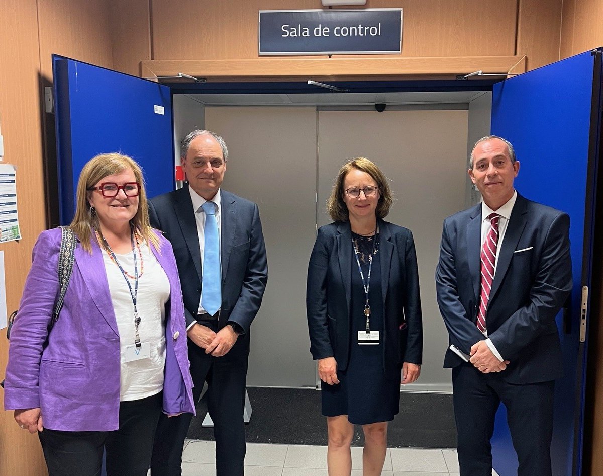 EU_reforms's tweet photo. 🚀Competitiveness takes off with #NextGenerationEU 🇪🇺

💶€107m for the Spanish Air Traffic Control Centre for a digital contingency equipment unique in the world:
🔎State-of-the art radars
🖥️Back-up system
✈️A safer sky for all!

Spain’s RRP👉🏼https://t.co/Z98b7SQ8uq https://t.co/Ye9wKMRRTj