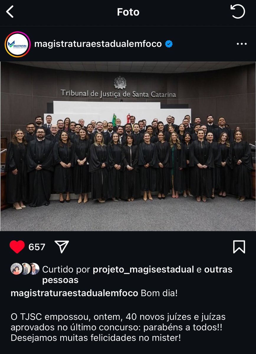 o magistratura em foco postando fotinha da posse e um deles é o antigo assistente da equipe que eu trabalho 

e eu comemorando como se fosse minha própria aprovação

realmente fiqui mt feliz pelo divo 🥹🥹