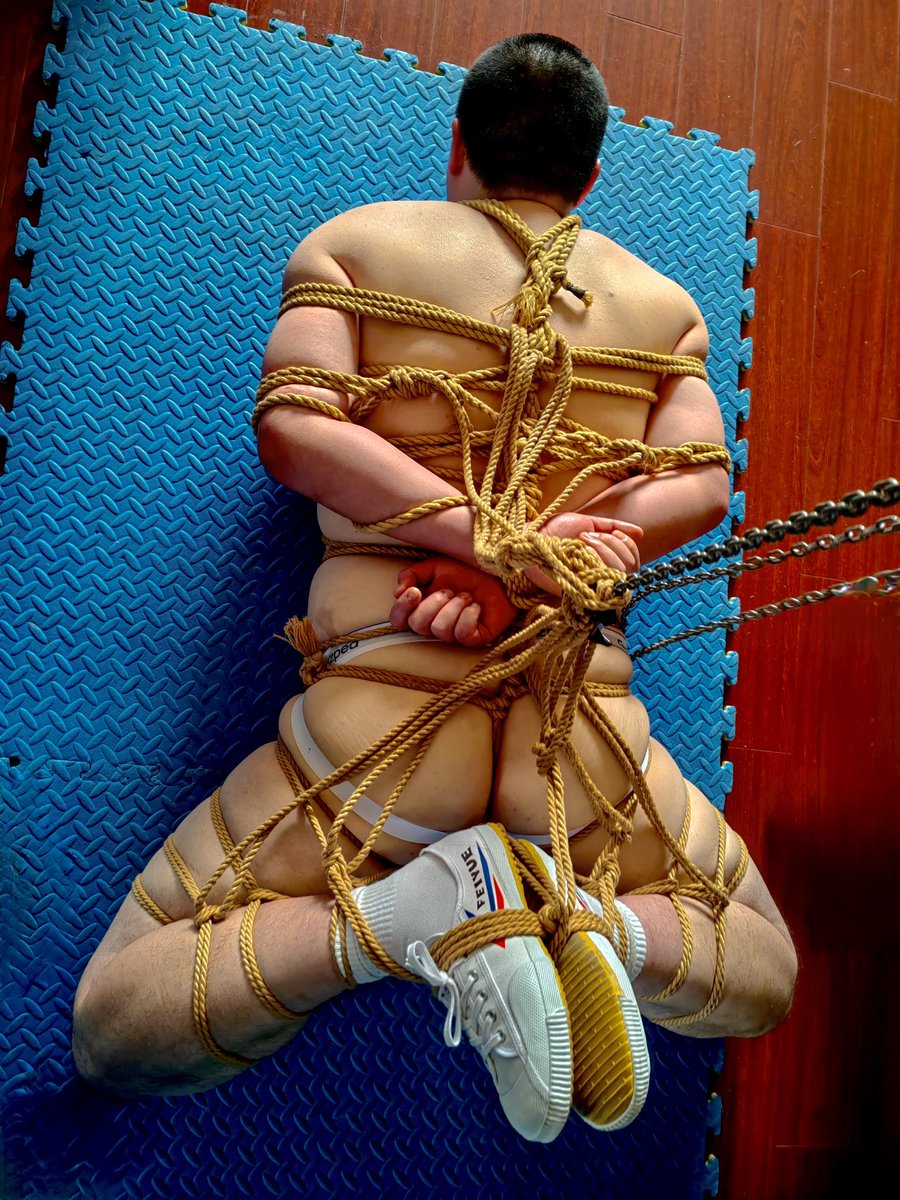 r op elo ver tweet media