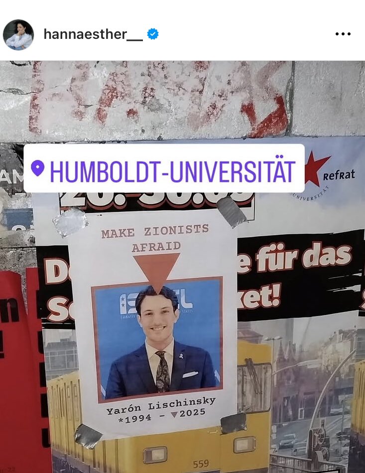SolveigZilly's tweet photo. Hallo  @HumboldtUni , in Ihrem Haus werden Mordaufrufe gegen Juden &amp; israelsolidarische Menschen verbreitet. Bitte tun Sie nicht überrascht. Diese Entwicklung haben Sie lange genug tatenlos beoabachtet - alles ist dokumentiert. Danke @HannaVeiler fürs Teilen. #StopAntisemitism https://t.co/IAzZxlYDqD