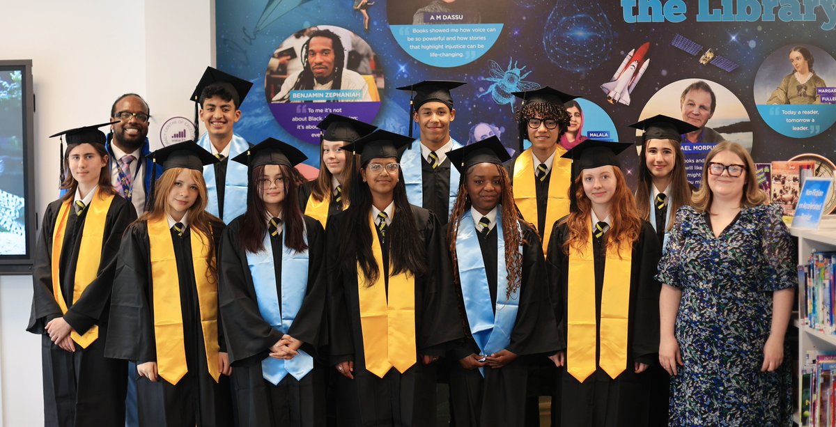 Huge congratulations to our scholars who graduated from The Brilliant Club! 🎓✨ We had a fantastic afternoon celebrating their achievements and are so proud of their hard work and success!