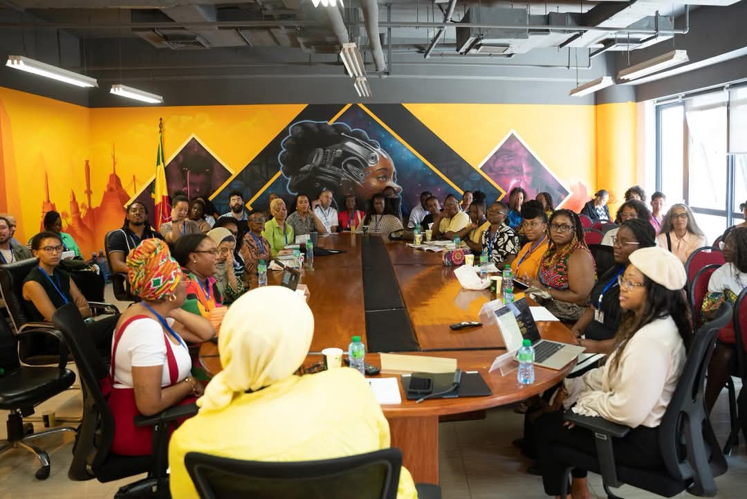 isaacmstanley's tweet photo. Wonderful to be surrounded by so many inspiring scholars from across Africa, Latin America, the Caribbean, North America, Europe &amp; beyond. Lots of inspiring conversations with friends old &amp; new, in the conference rooms, on the beach, and on the dancefloor 🔥  (2/3) #ABA2025 https://t.co/LMxnYXvACE