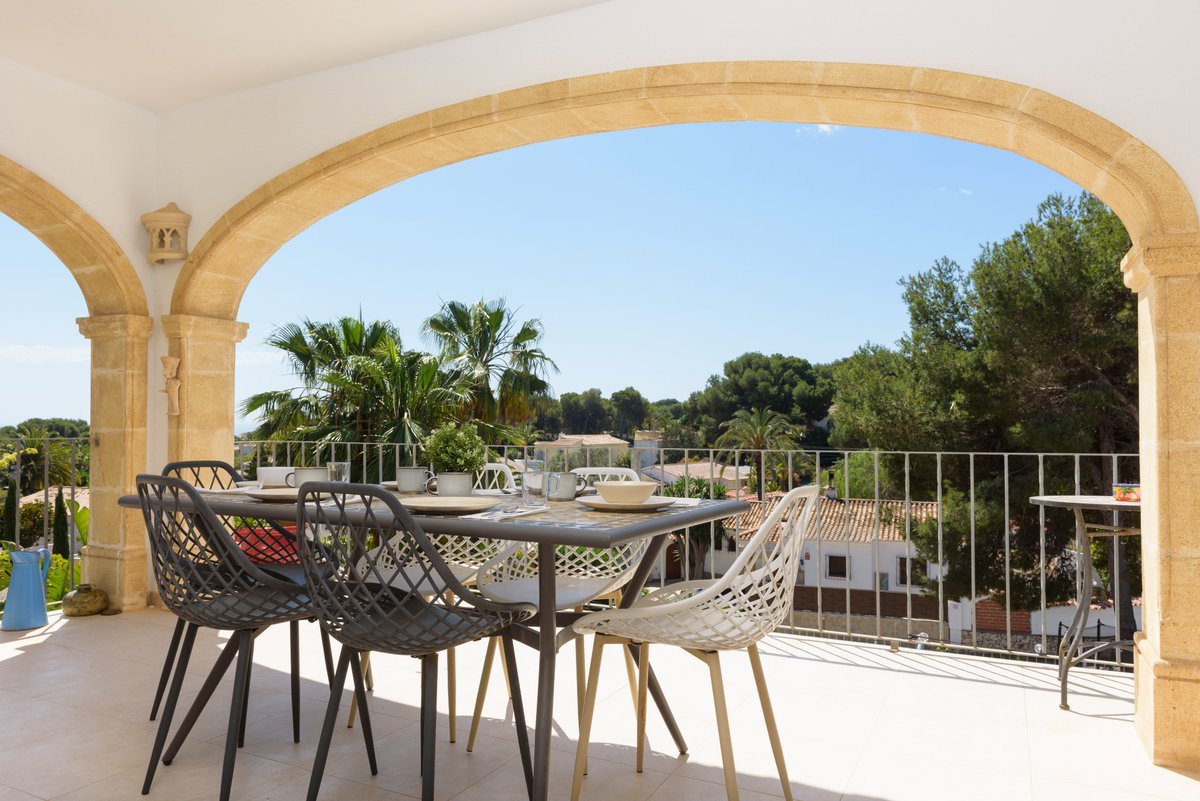 JaveaEstates's tweet photo. Spacious South-Facing 4-Bedroom Villa with a Seaview in Javea - Villa Vera

We still have availabilities.
Extra discount for the whole 3 weeks from 25th June till 15th of July. Contact us!
info@JaveaEstates.com
683 40 78 88
https://t.co/sGrv7oRmlz https://t.co/btJE9urcfc