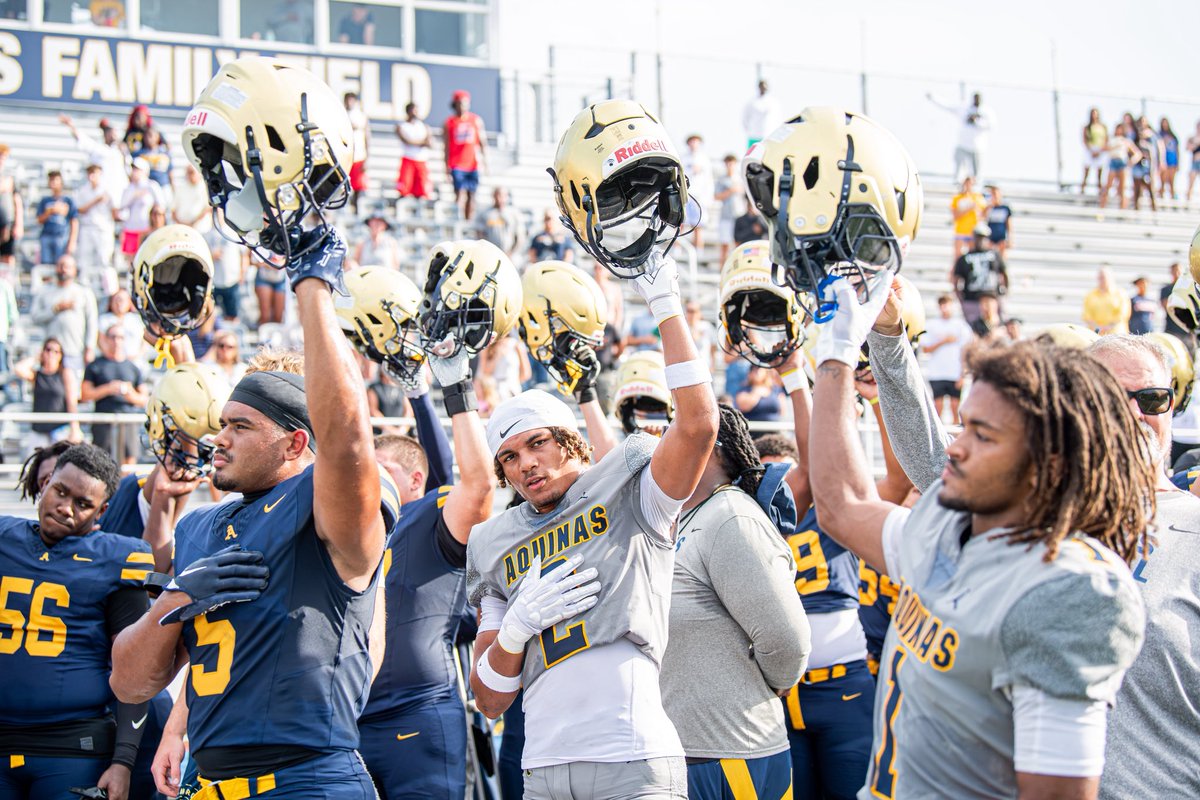 AquinasAthletics tweet media