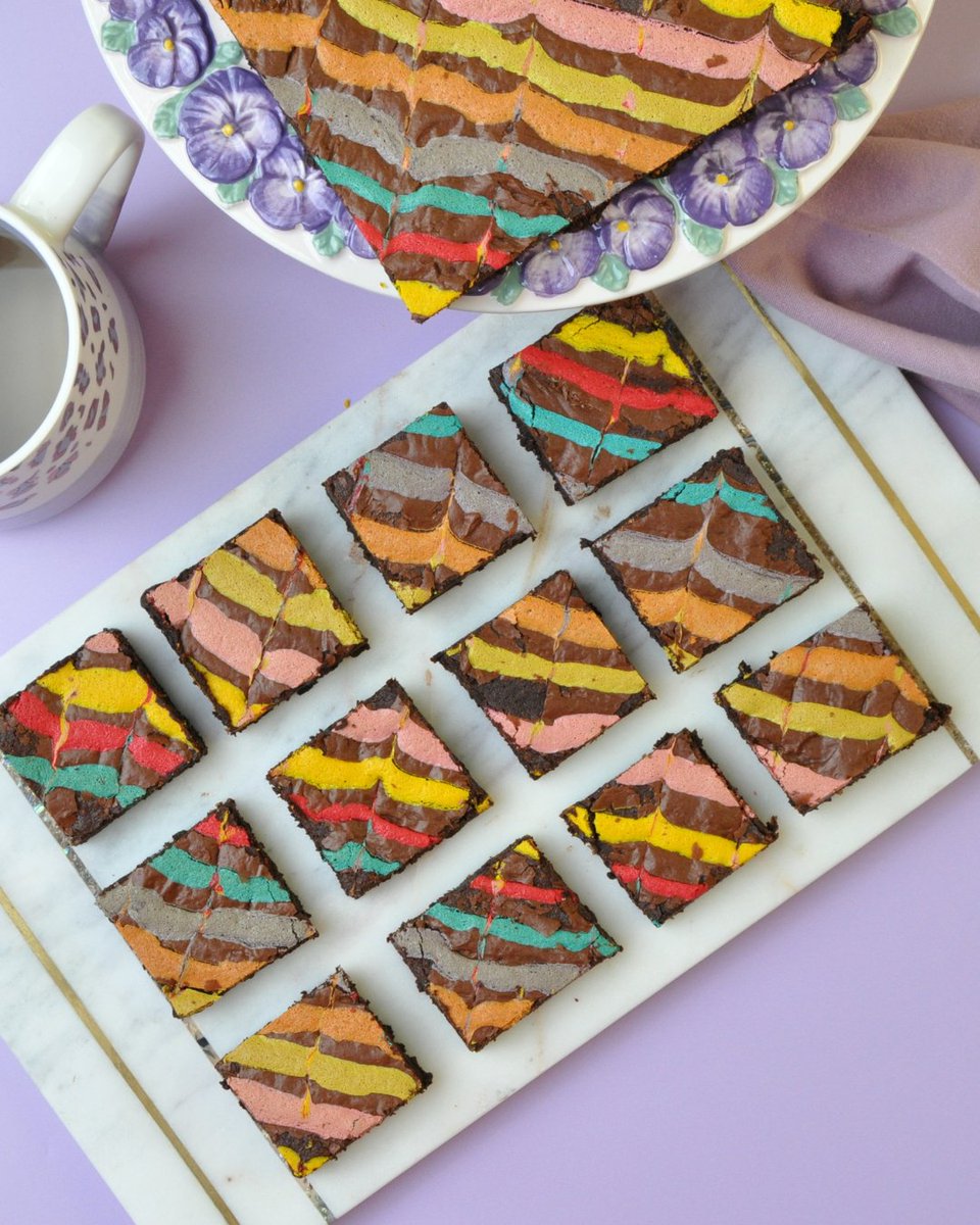 Our Pride Rainbow Brownies are back!

Our gorgeous gooey brownies have had a rainbow makeover, making them the perfect treat to celebrate Pride Month in June. 🌈

bearsbrownies.co.uk/product/browni…