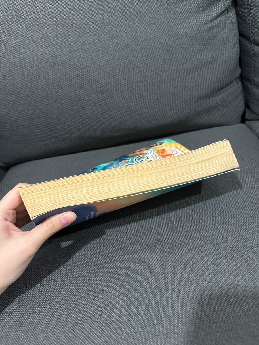 Redvelvednyum2's tweet photo. WTS NOVEL PRELOVED PERCY JACKSHON GREEK GODS
- Original buku koleksi pribadi.
- Bahasa Indonesia
- 85K
- Cek kondisi buku boleh DM
- Bisa CO di toko jeruk
#wts #jajan #zonajajan #zonauangᅠᅠ      #novels #pembaca #fiksi #fiction #indonesia https://t.co/9wPMonVzDd