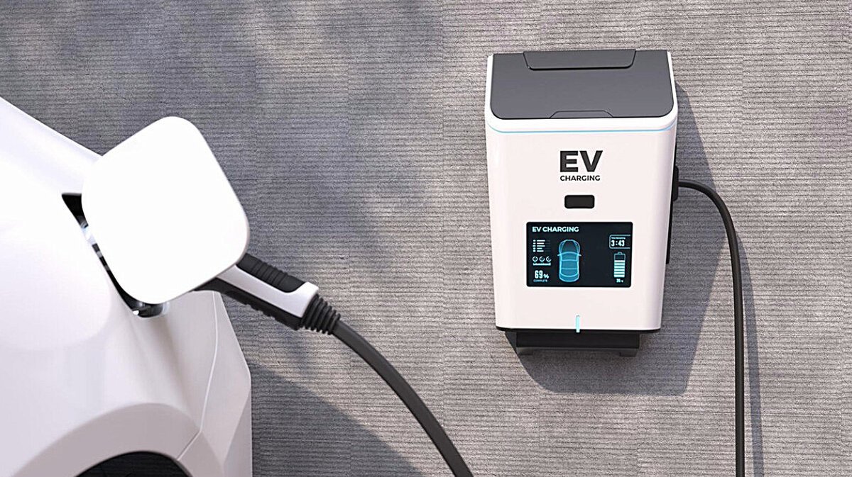 Ich fordere endlich Bewegung bei E-Auto-Ladestationen zuhause: Die Situation heute ist etwa so, wie wenn man den Leuten Waschmaschinen verkaufen würde – ihnen aber verunmöglicht, diese zu Hause an den Strom anzuschliessen. streetlife.ch/artikel/wir-we… <a href="/Swiss_eMobility/">Swiss eMobility</a> <a href="/aeesuisse/">aeesuisse</a>