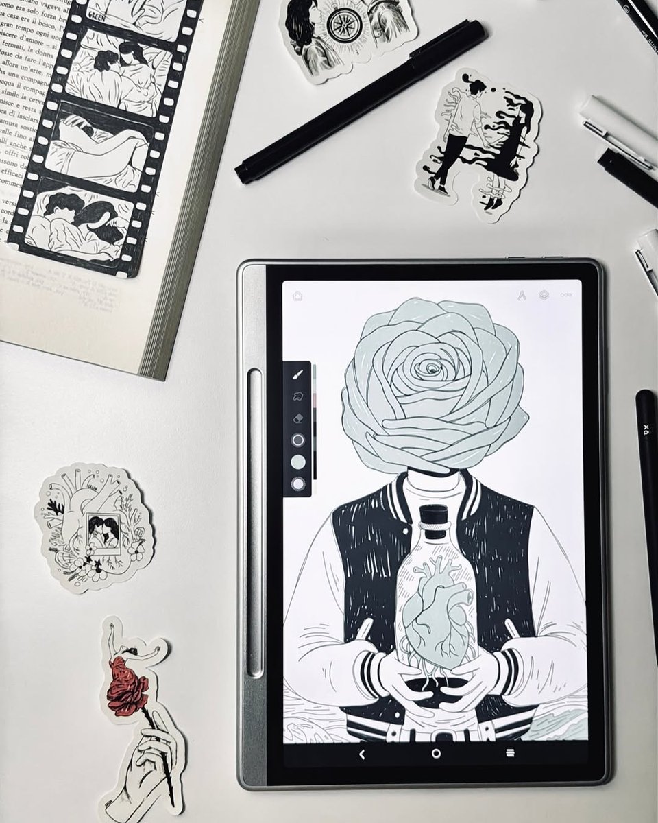 XPPEN's tweet photo. ✨ Setting up your space just the way you like it, especially with the #XPPen Magic Note Pad by your side.⁠
⁠
Thanks to these amazing creators:⁠
@kreamynotes⁠
@green.inkjournals⁠
@thefallenartist__⁠
⁠
⁠
⁠
#studygram #magicnotepad  #notetaking #setup #digitalnotepad https://t.co/RLEkdyuWib
