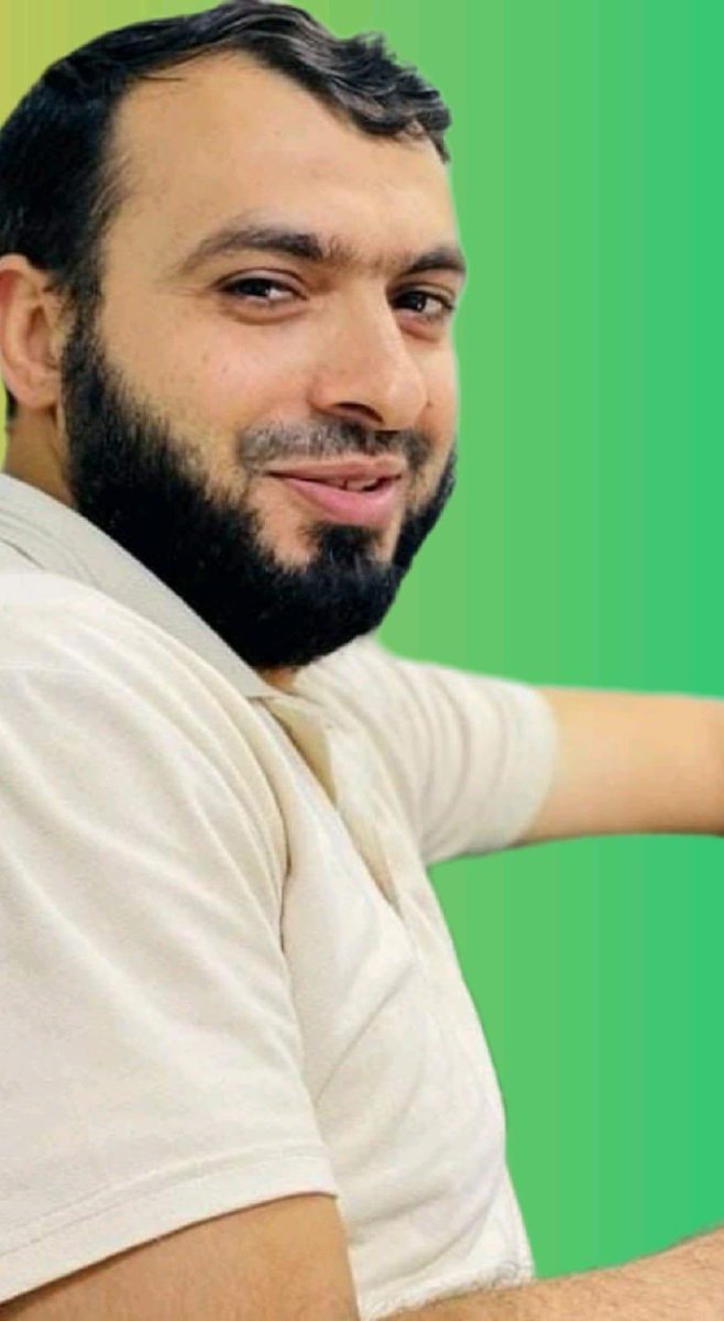 saeedziad's tweet photo. استشهد قبل قليل سيد من سادات هذه الأرض، وبطل من أبطالها الأفذاذ، الشهيد الحبيب/ بلال الحاطوم، ملتحقاً بأخويه الشهيدين أحمد وبلال تقبلهم الله جميعاً.

قاتل بلال منذ فجر يوم الطوفان وحتى ظهيرة هذا اليوم، ما غادر فيها ثغره في معسكر جباليا ساعة، حتى كتب ا��له على يديه ما كتب من بأس وخير وبطولة.

كان بلال سيداً بين أصحابه، شامة بين الناس، على قلّة كلامه وعظيم فعله، وكأنه جاء من زمان غير زماننا.

عزيز علينا أن نرثيك والله يا أبا مسلمة
تقبلك الله يا حبيبنا