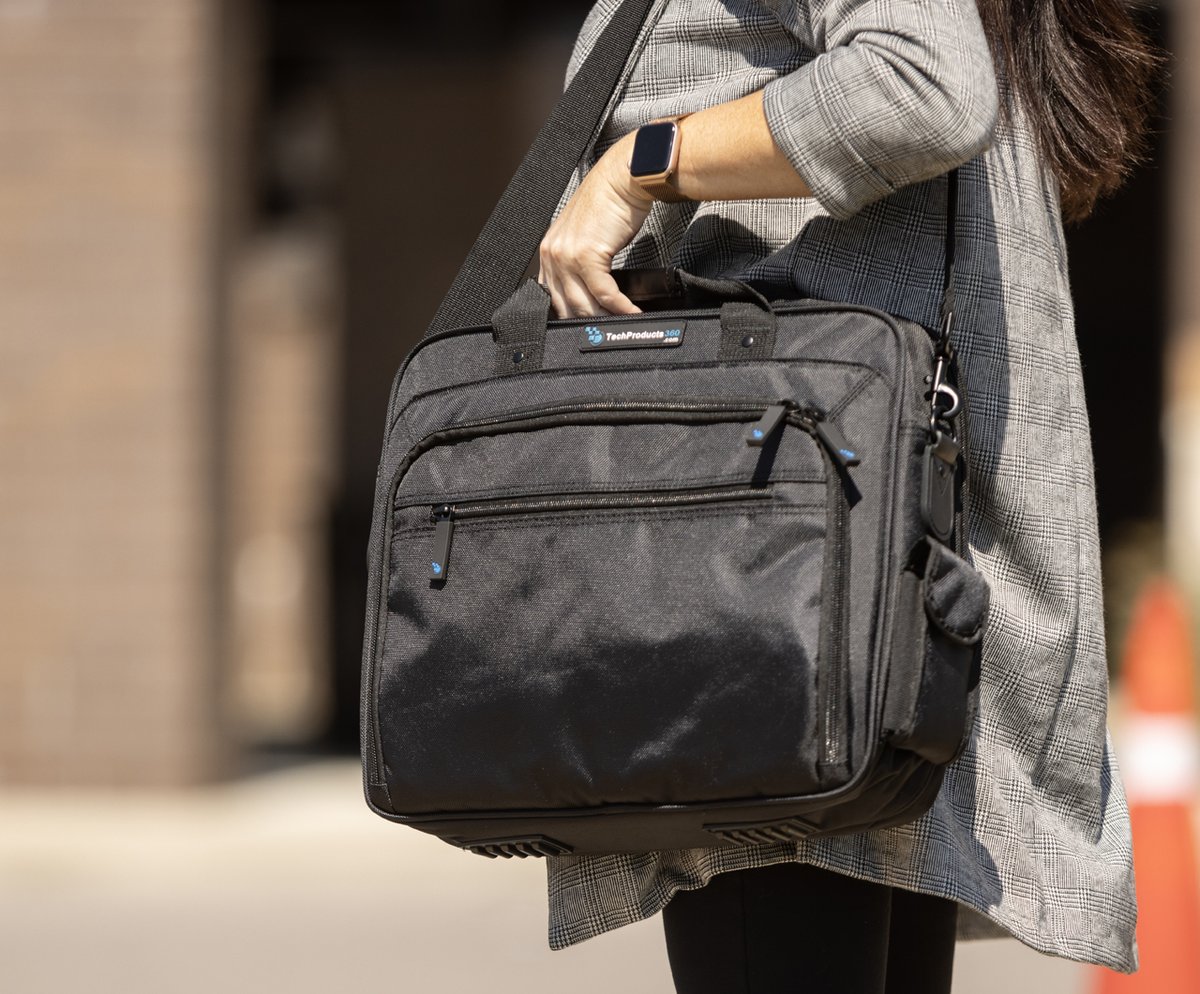 TechProducts360's tweet image. The Essential Carrying Case is  built to protect and designed to move with you. With impact-absorbing foam, reinforced handles, metal hardware, and a sleek trolley strap, it’s ready for the hustle. Buy one today! techproducts360.com/products/essen…

#WorkAnywhere #TravelReady #LaptopBagGoals
