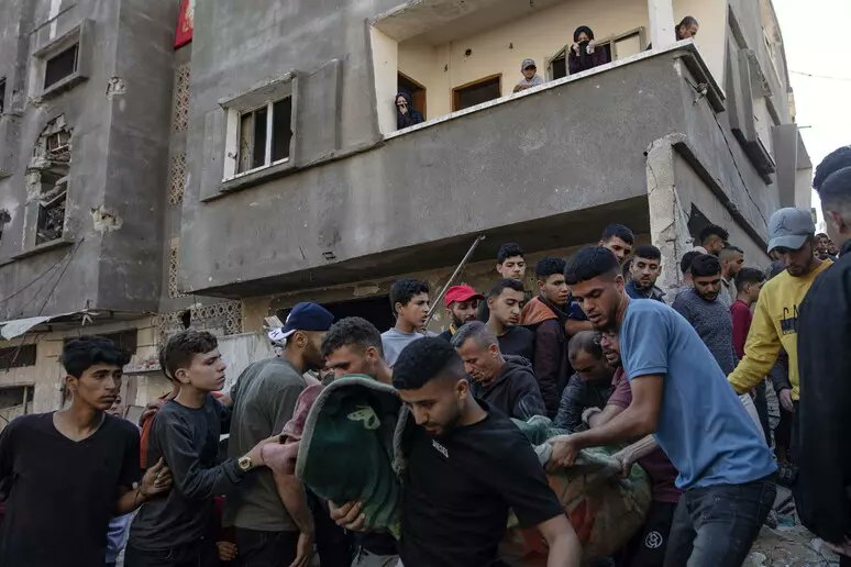 Infofatti's tweet image. #ConsigliodEuropa,a #Gaza  verso pulizia etnica e genocidio
Lo dice #Kluit, relatrice del rapporto su crisi umanitaria