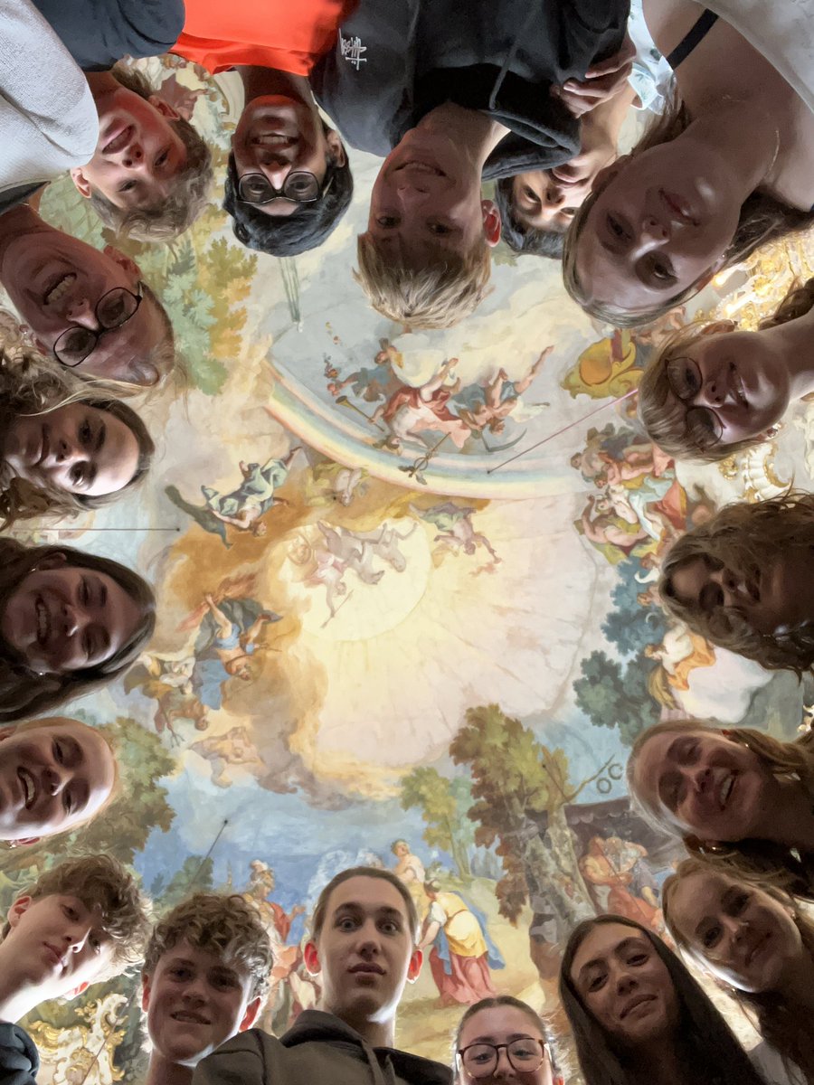 CGSLanguages's tweet photo. Last day! Nymphenburg Palace https://t.co/TSTXStDdaJ
