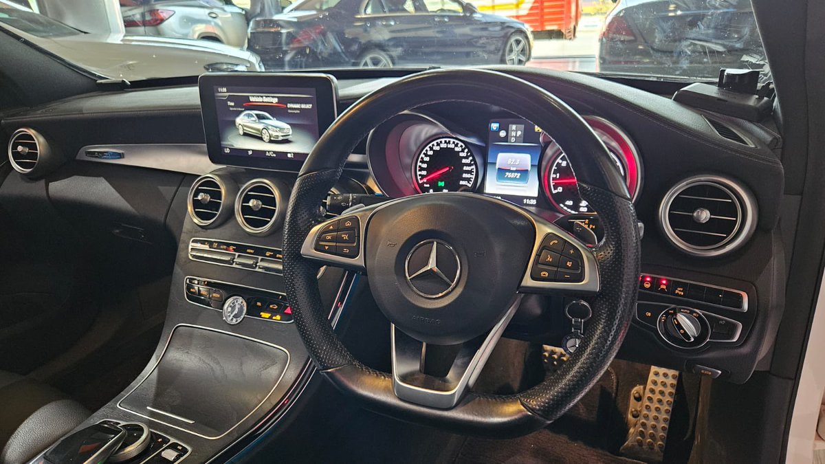 _waigera's tweet photo. 🔥 Special offer 🔥

2017 Mercedes C43 AMG 

Engine Specs:

- BITURBO 3000CC
- Leather interior 
- Panaromic Sunroof
- Amg boot spoiler
- Roof spoiler
- AMG Lip

Asking price : 5.8m
If interested: 0795838290 https://t.co/9xL8KAk9Ze
