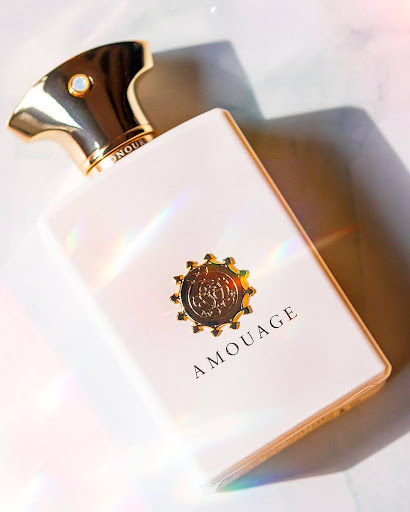FragranceX's tweet photo. Make a statement with #AmouageHonour by #Amouage. This rich, classic fragrance is a must-have staple in every fragrance collection.

Snag it with unbeatable savings during our #DadsandGrads sale: https://t.co/wMnqF5NSvU https://t.co/B8kFycqenI