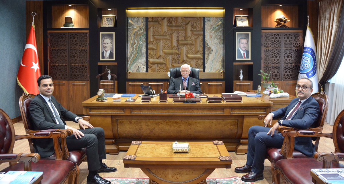 Necmettin Erbakan Üniversitesi (@neuniversitesi) on Twitter photo Ziraat Bankası Konya Bölge Müdürü Engin Kızılok ve Ziraat Bankası Konya Meram Şube Müdürü Zeki Sarıkaya, Rektörümüz Prof. Dr. <a href="/CemZorlu/">Prof. Dr. Cem Zorlu</a>’yu makamında ziyaret etti. Ziraat Bankası Konya Bölge Müdürü Engin Kızılok ve Ziraat Bankası Konya Meram Şube Müdürü Zeki Sarıkaya, Rektörümüz Prof. Dr. <a href="/CemZorlu/">Prof. Dr. Cem Zorlu</a>’yu makamında ziyaret etti.