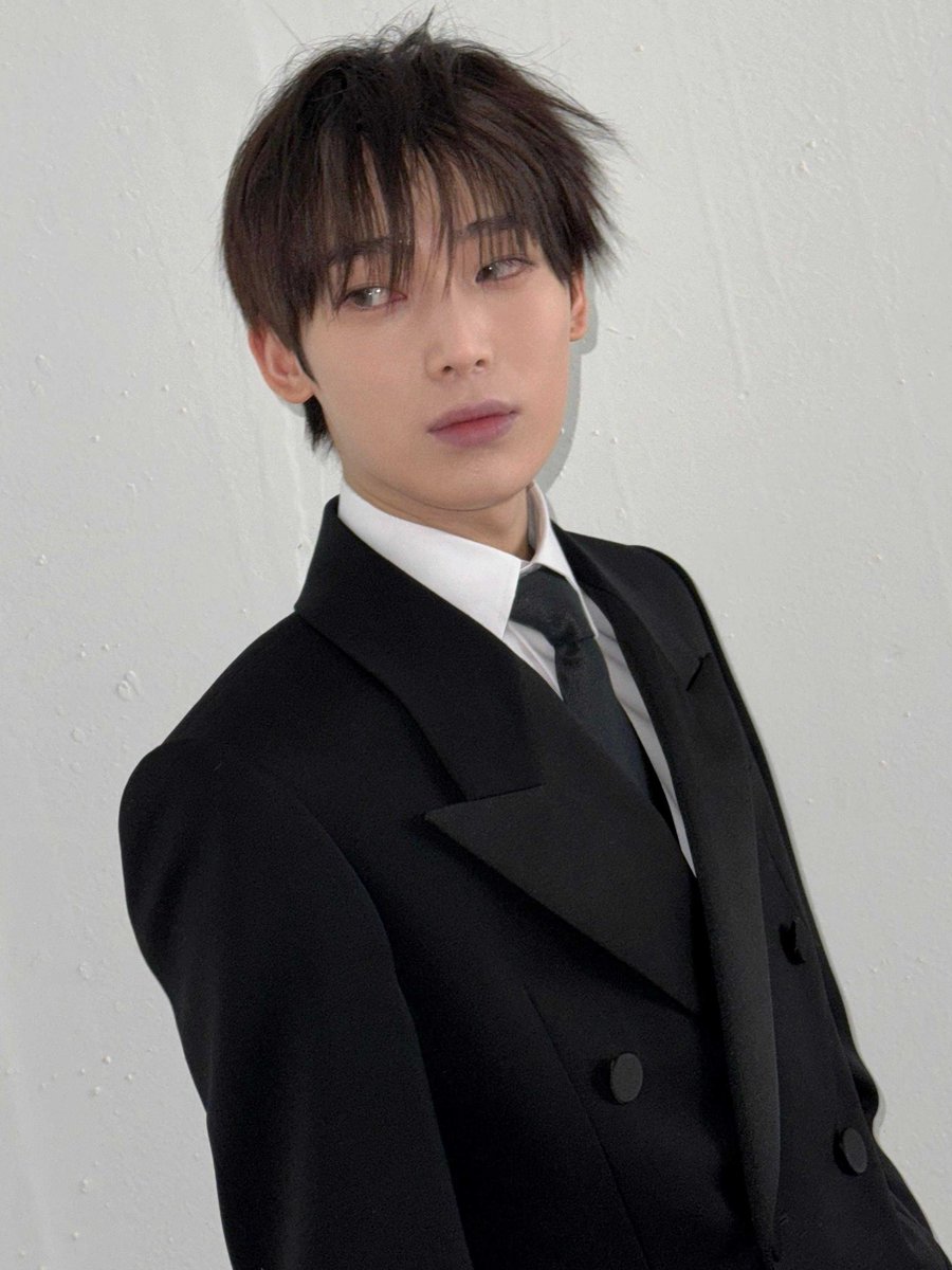 softlysunoo's tweet photo. the disheveled hair with his insane visual ??? god really took his time creating sunoo 🙇‍♀️ https://t.co/5qfuldGtKK