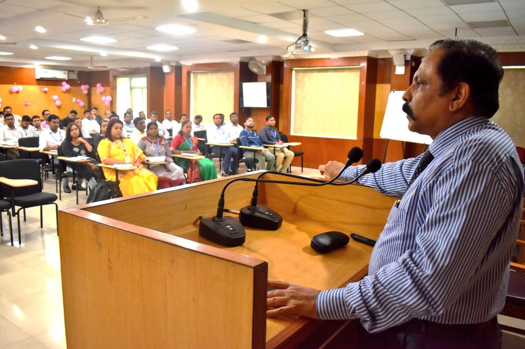 BijayKumarShar7's tweet photo. Sensitized 76 Odisha Administrative Service (OAS) Officers at Gopabandhu Academy of Administration on the social evil of 'witchcraft' practices. Exhorted them  to raise awareness against the menace and strengthen law enforcement for penalizing the offenders. https://t.co/eArFQ4MZLv