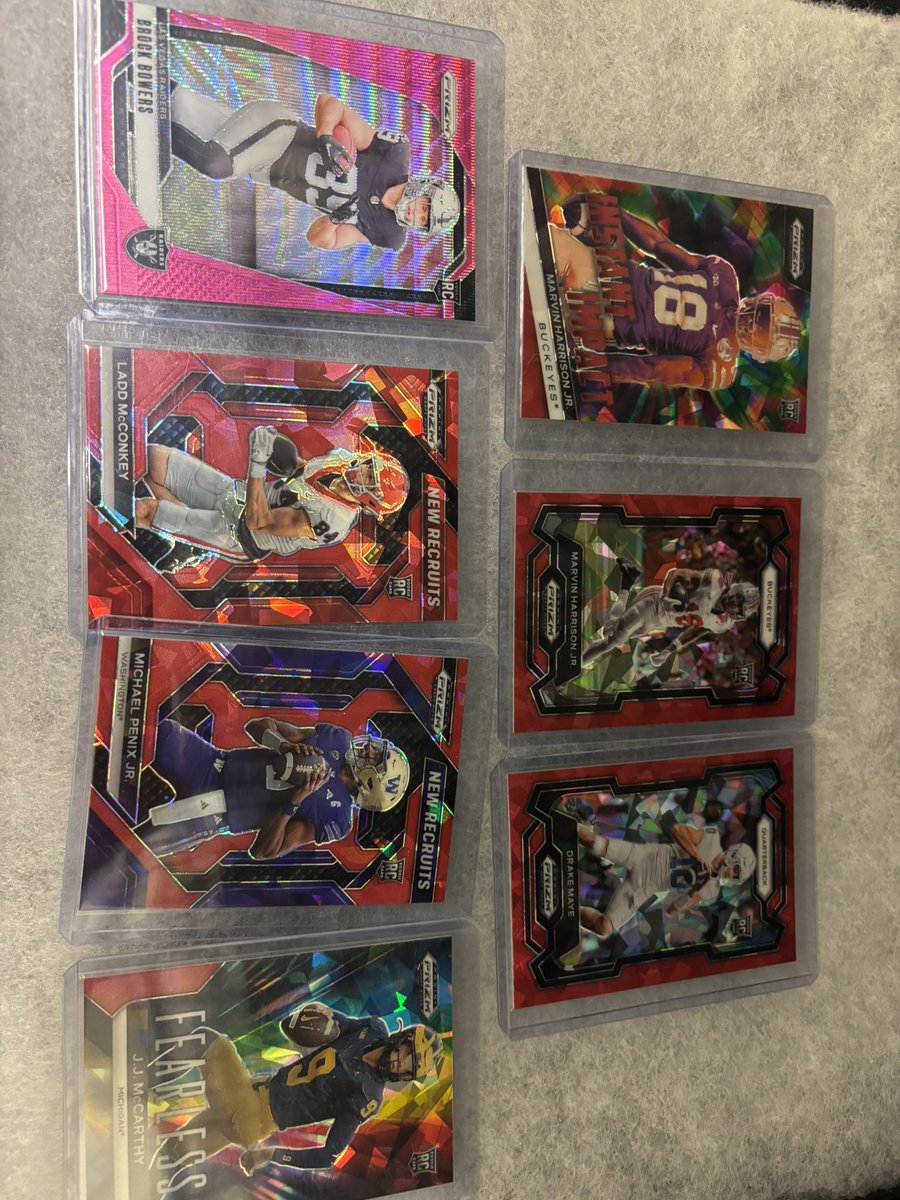 PullEmSports's tweet image. Rookie Stars Lot
7 cards, 25 shipped🔥