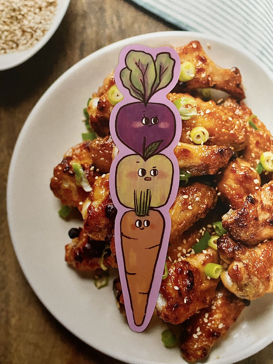 Bookmark &amp; diecut baruuuu😽 besok bisa dibeli di booth C57A #cfxx #CFXXcatalogue #CF20 #ComifuroXX