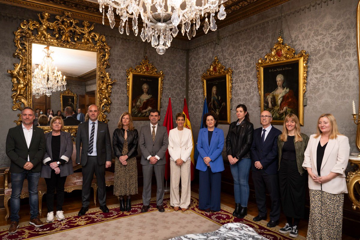 El Gobierno de Navarra va a invertir más de 37 millones en el tercer Plan de la Economía Social.

Un plan que contribuye al crecimiento, generación y consolidación de empleo de calidad. Y a la cohesión de nuestra sociedad y a su bienestar.