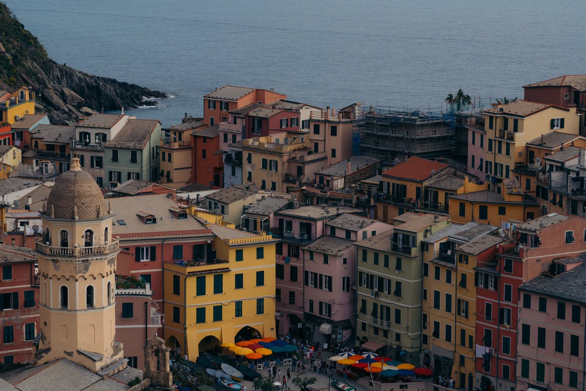PicasAlina's tweet photo. #Italy #travel #place #viewsaddict
๐Cinque Terre, Italy
Colorful cliffs, sea breeze, and postcard views ๐๏ธ https://t.co/IJaNyAB4LM