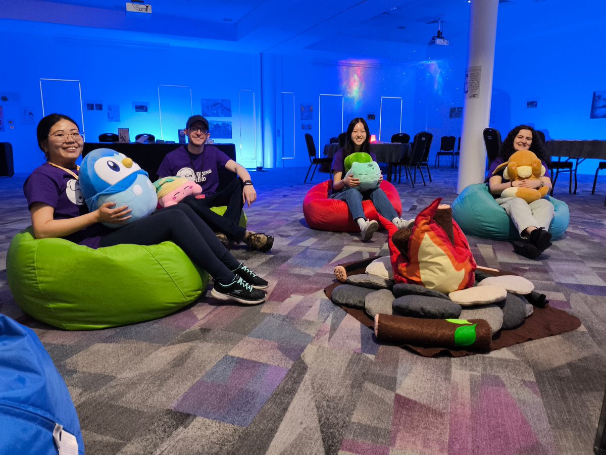 Are you at #MCMComicCon and want to relax? Come to our Reset Room, a calm oasis where you can chill, do lo-fi activities, &amp; re-energise before heading back to the show! We have mental health information too! Staffed by this cool crew. Find us upstairs in the Platinum Suite! 🧠🎮