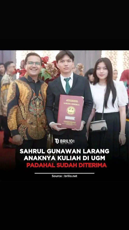 JsDeyz_2's tweet photo. @geloraco Semenjak melindungi Jokowi dikasus Ijazah palsu.
Kini @UGMYogyakarta sekarang sdh dijadikan musuh bersama oleh rakyat. #Rasain https://t.co/E4w0vjKuSE