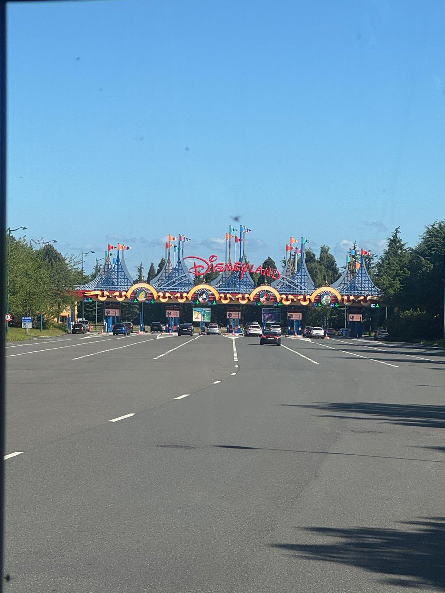 thelammasschool's tweet image. Day 2 in the park - bring on the fun! #lammasway #widehorizons #proudtraditions