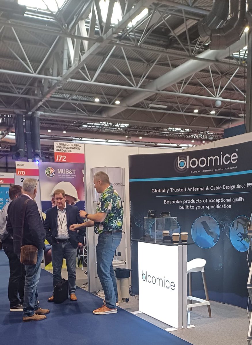 BloomiceSL's tweet photo. Day 1 Utility Week Live Recap 
Had some brilliant conversations about the future of connectivity in the utility sector. 
Thanks to everyone who visited the stand — and a special thanks to Adam Cousin for popping by!

#UtilityWeekLive #Connectivity #SmartUtilities #Innovation #SmartMetering