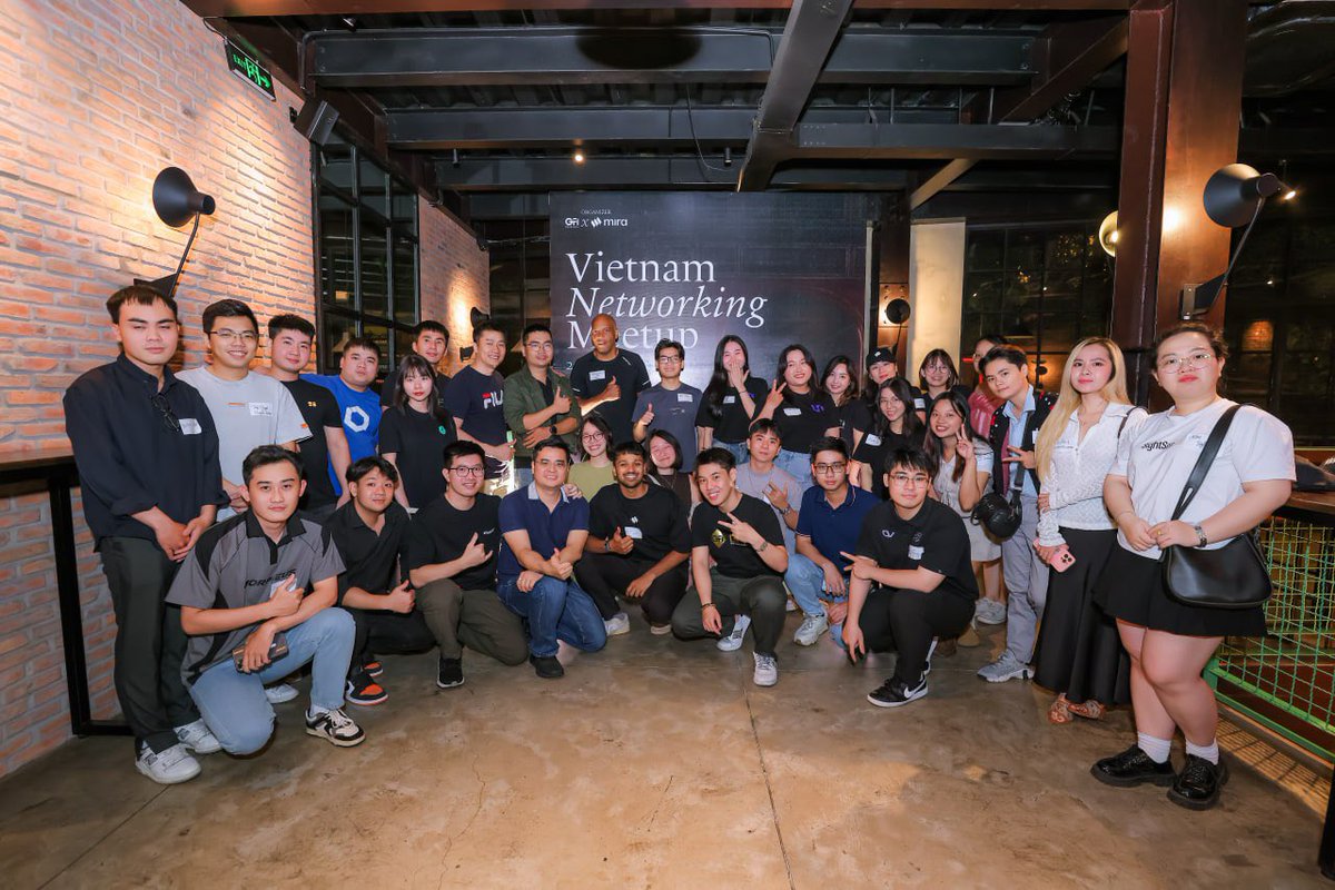 0xeddiephung's tweet photo. Yo so I just had a meaningful night with @GFIResearch and @miranetwork 💞
Many thanks for the meetup and for all the new frens & buidlers here at Belgo, Ho Chi Minh city.
If you were there and you're seeing this post, let's connect on X too ^^
#GFIRESEARCH #VBI #MIRANETWORK https://t.co/gNEonKGkoj