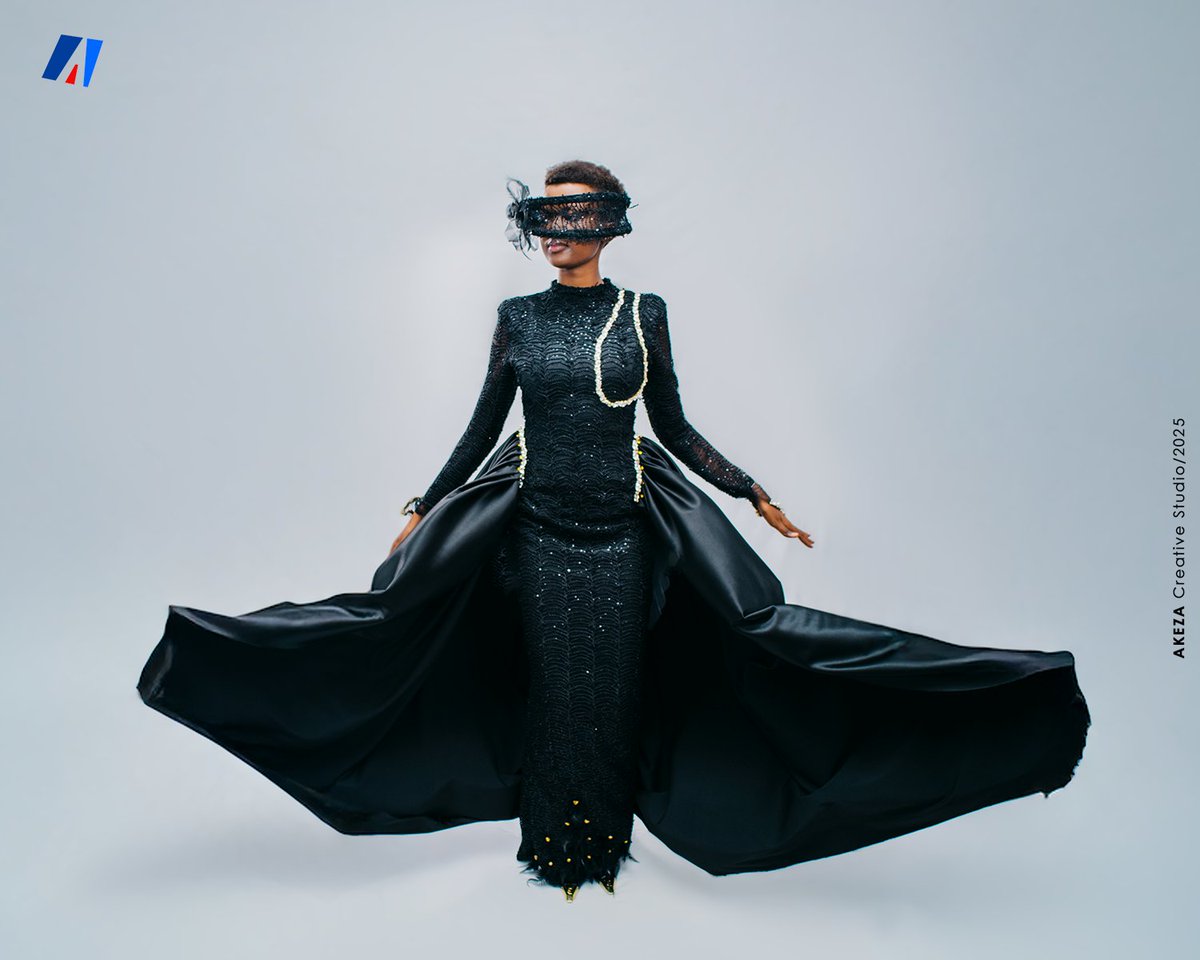 🔴💃𝗠𝗼𝗱𝗲 : 𝗠𝗶𝗿𝗶 𝗧𝗵𝗲 𝗧𝗮𝗶𝗹𝗼𝗿, 𝘂𝗻𝗲 𝗱𝗲𝘀 𝗰𝗿𝗲́𝗮𝘁𝗿𝗶𝗰𝗲𝘀 𝗵𝗮𝗯𝗶𝗹𝗲𝘀 𝗾𝘂𝗶 𝗿𝗲𝗱𝗲́𝗳𝗶𝗻𝗶𝘀𝘀𝗲𝗻𝘁 𝗹𝗲𝘀 𝘁𝗲𝗻𝗱𝗮𝗻𝗰𝗲𝘀 𝗱𝗲 𝗹𝗮 𝗺𝗼𝗱𝗲 𝗮̀ 𝗕𝘂𝗷𝘂𝗺𝗯𝘂𝗿𝗮.
=============
À Bujumbura, la mode ne se contente pas de vêtir les corps, elle