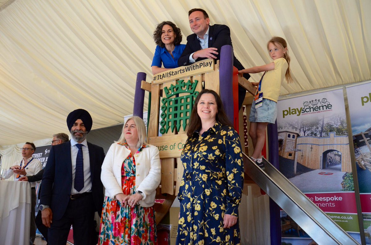 Eugene Minogue tweet media