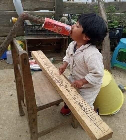 ankorinclan's tweet photo. Aunque el piano sea de madera y el micrófono una lata, que jamás te roben la música que llevas por dentro. https://t.co/4lBnK4O8wX