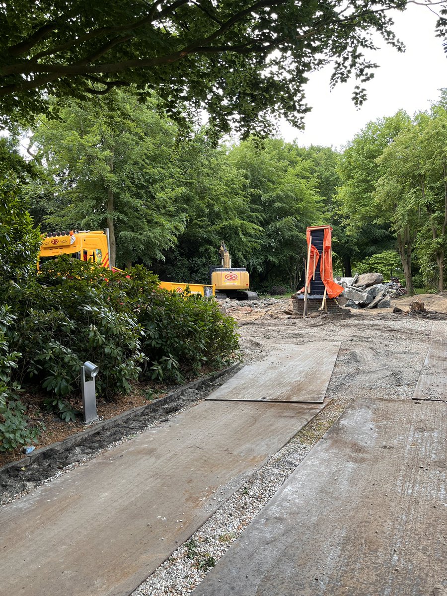 Ad van der Zee 📖 tweet media