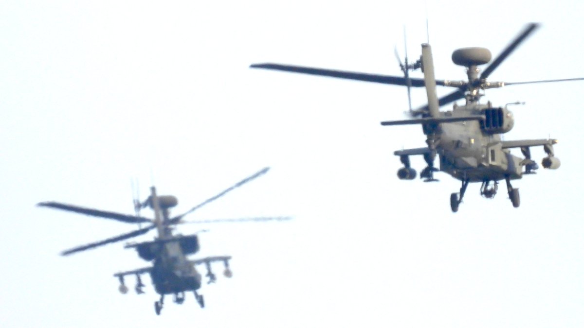 naald's tweet photo. π³π± AH-64E Apache Guardian Q-38 and Q-39 at Drachten EHDR #FalconSpring #NLspot https://t.co/3jygYH7VZf