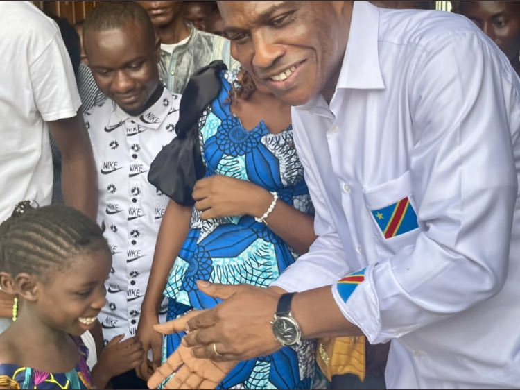 Joel Ekanga (@ekangajoel) on Twitter photo Je pense que là où JOseph Kabila est, sûrement il a beaucoup pensé au président élu <a href="/MartinFayulu/">Martin Fayulu</a> en faisant référence à la journée du deal de Janvier 2019. Je pense que là où JOseph Kabila est, sûrement il a beaucoup pensé au président élu <a href="/MartinFayulu/">Martin Fayulu</a> en faisant référence à la journée du deal de Janvier 2019.